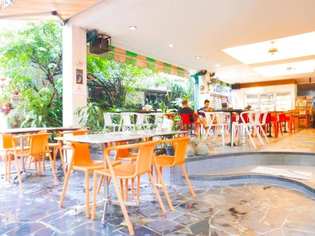 New Siam Guest House Bangkok Buitenkant foto