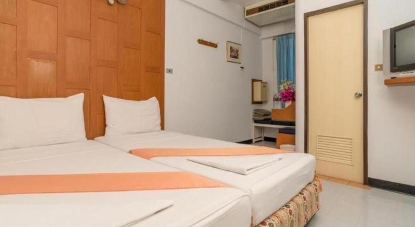 New Siam Guest House Bangkok Buitenkant foto